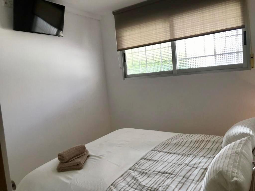 Los Fernandos, 1st line Beachfront Poniente, 2 bedroom apartment Ocean Terrace Benidorm Buitenkant foto